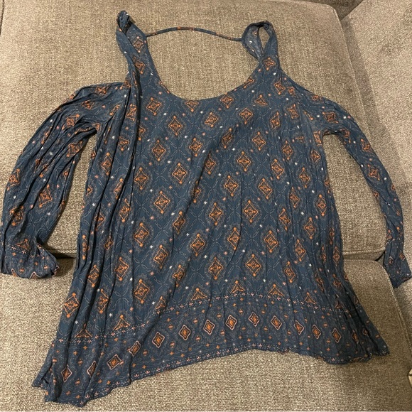 TORRID PLUS SIZE 2 GEO PRINT GAUZE COLD SHOULDER BLOUSE INDIGO BLUE & ORANGE TOP - Picture 6 of 6